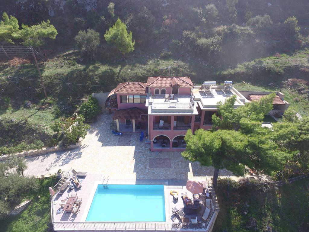 Villa Eora Keri Exteriör bild